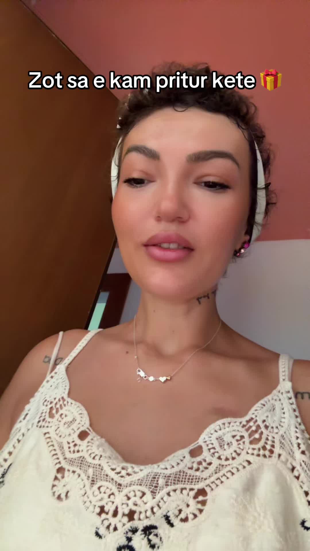@Rovena Boshnjaku 🎗️