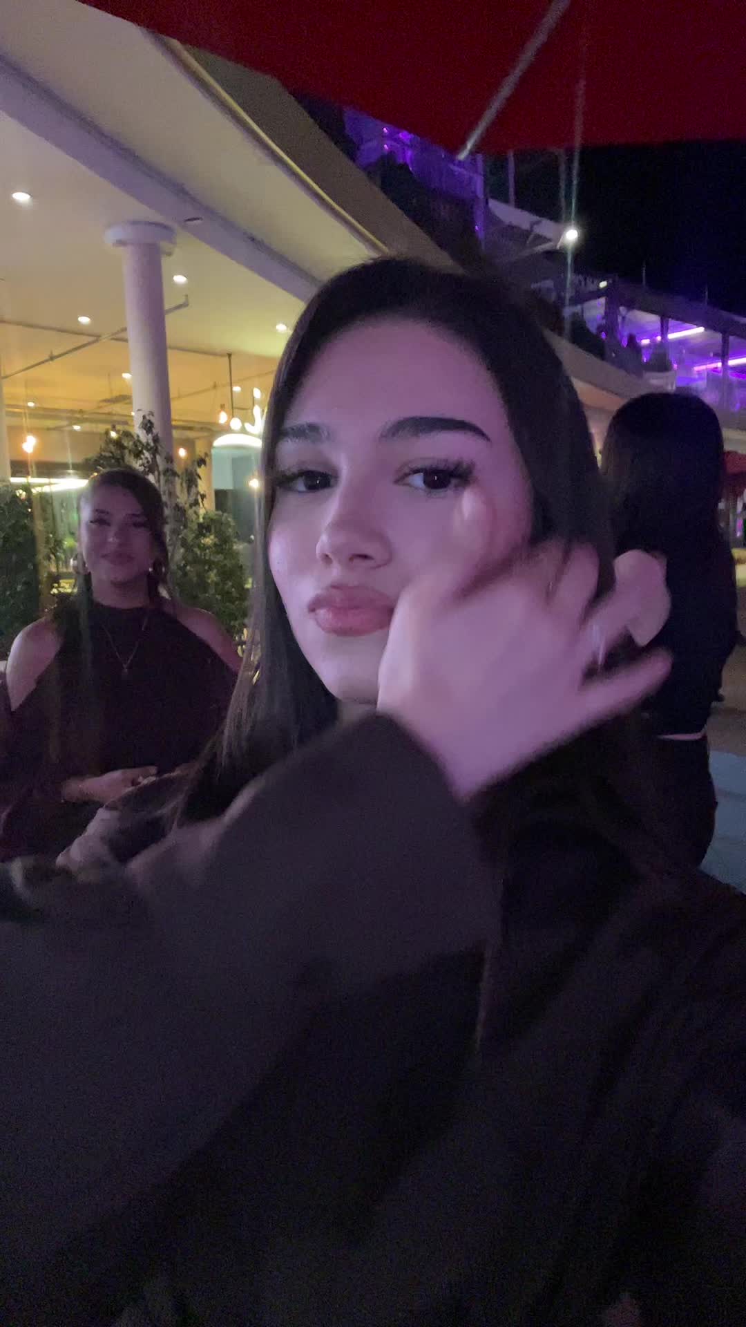 @𝐄𝐲𝐥&uuml;𝐥