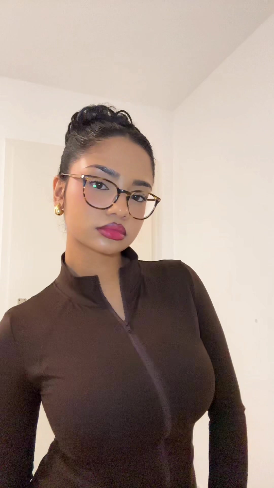 @𝐀𝐥𝐢𝐧𝐚🇧🇩
