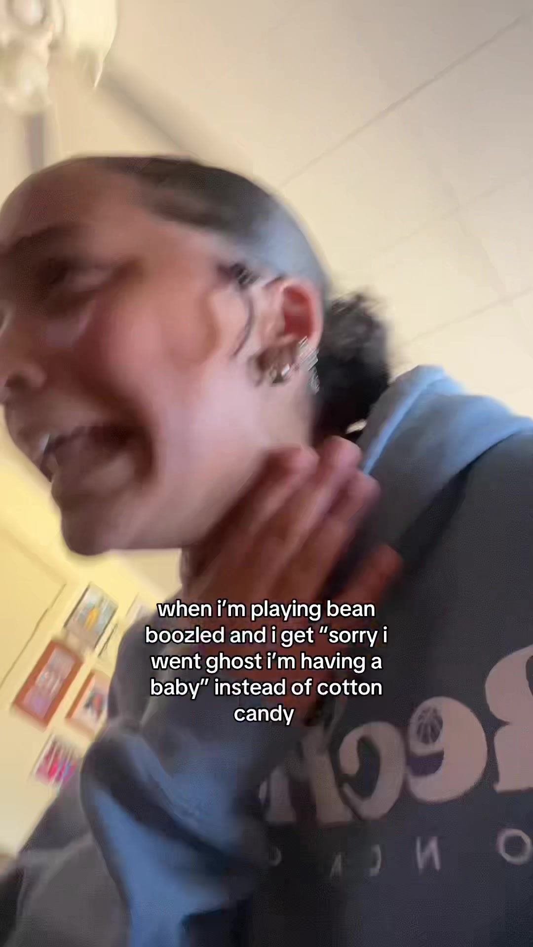 @😅
