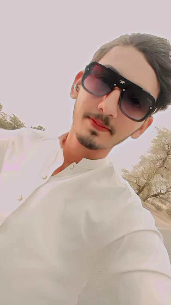 @masoom boy326