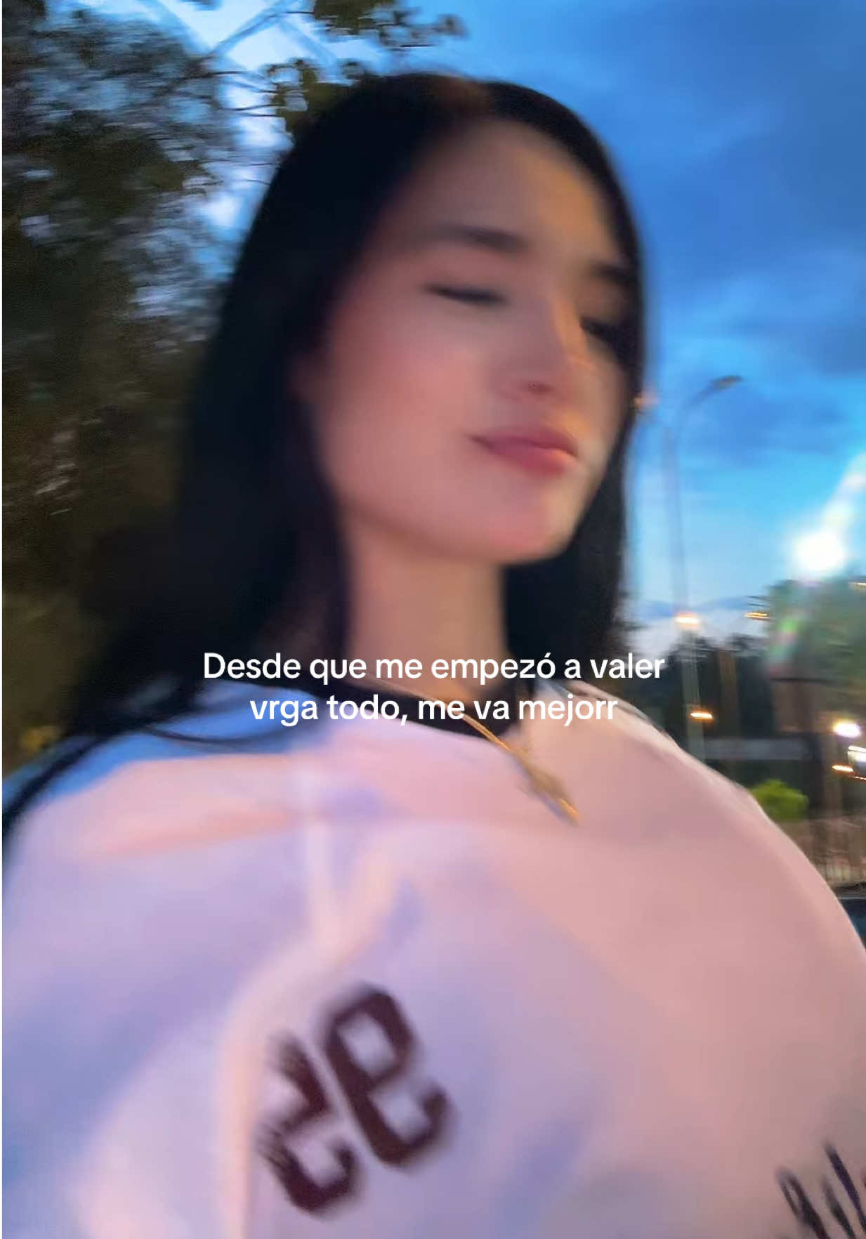 @V A L E R I A