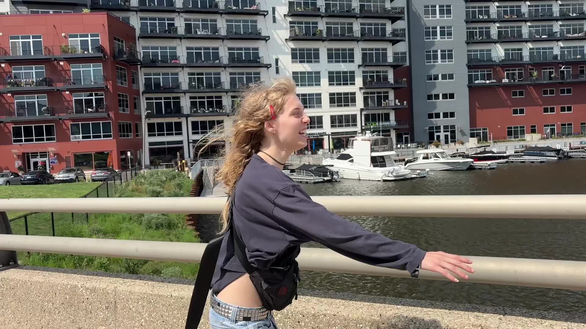 @swimswamswum
