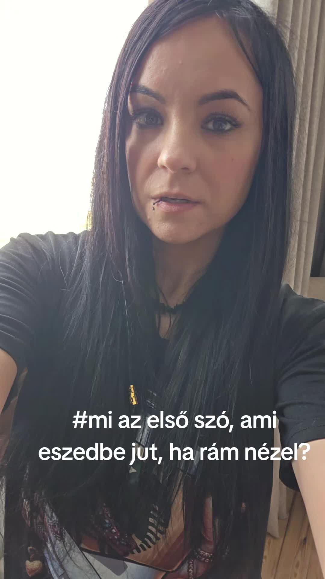 @Szasza