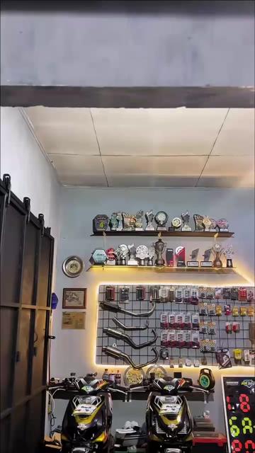 @Official HM|183