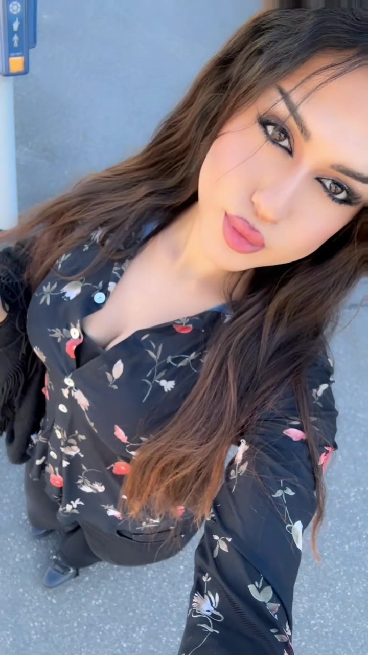 @Ana 👑