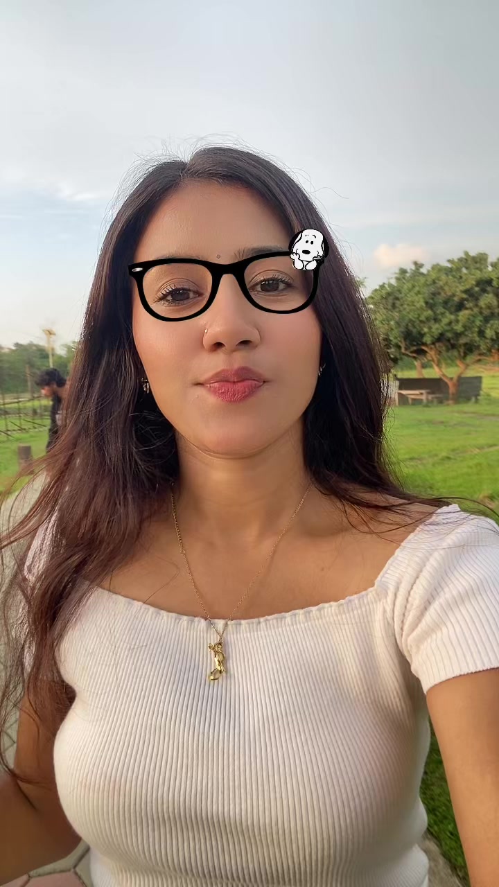 @माेनिका 🌟