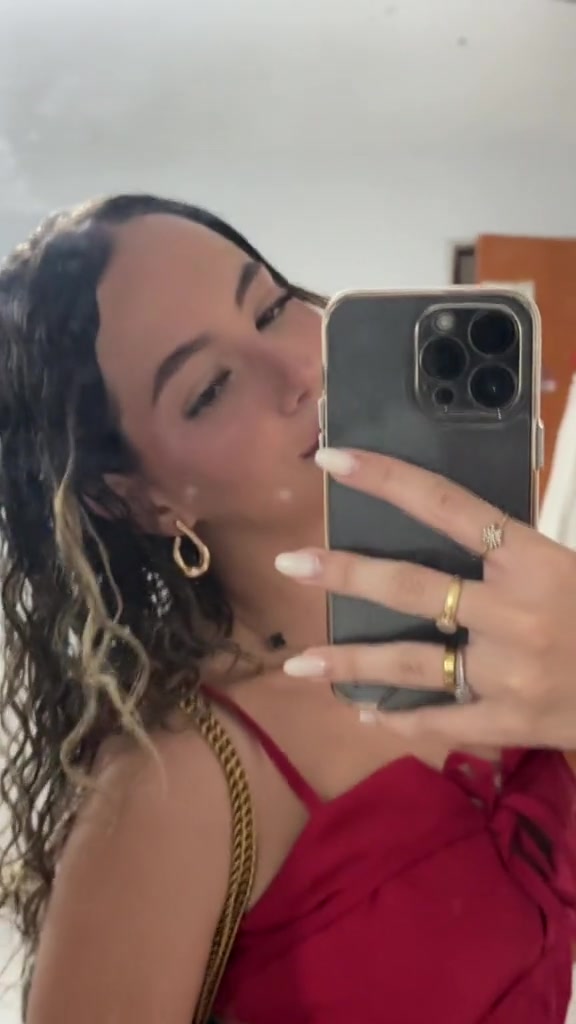 @naianyalvss