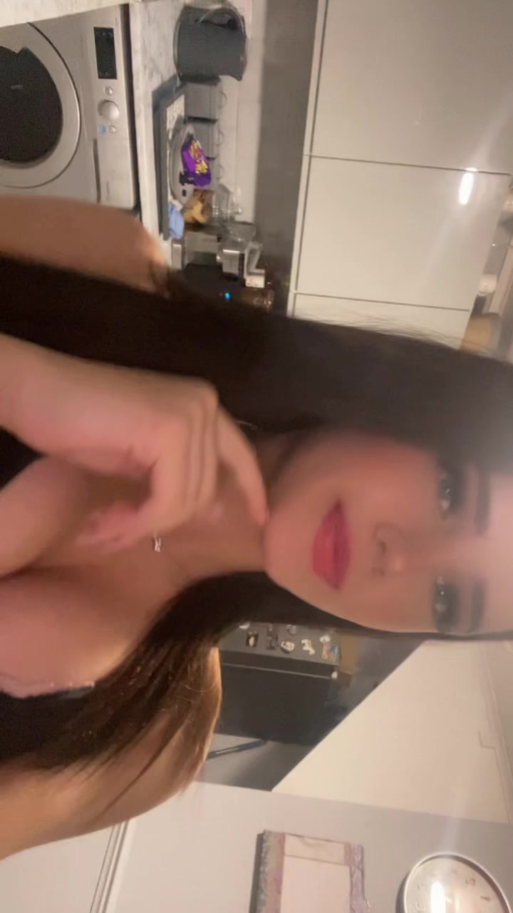 @Sophia