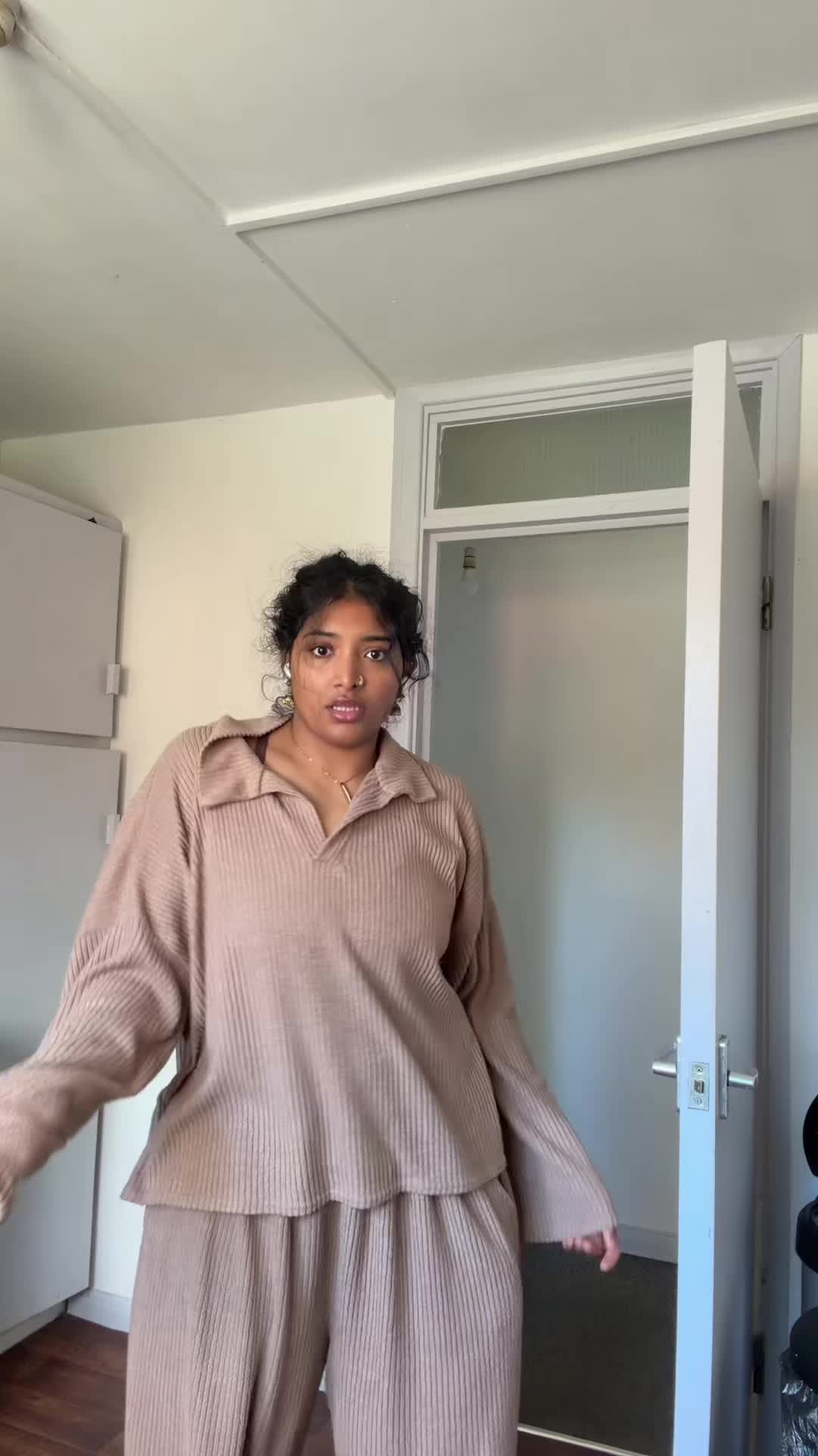 @Puhalini