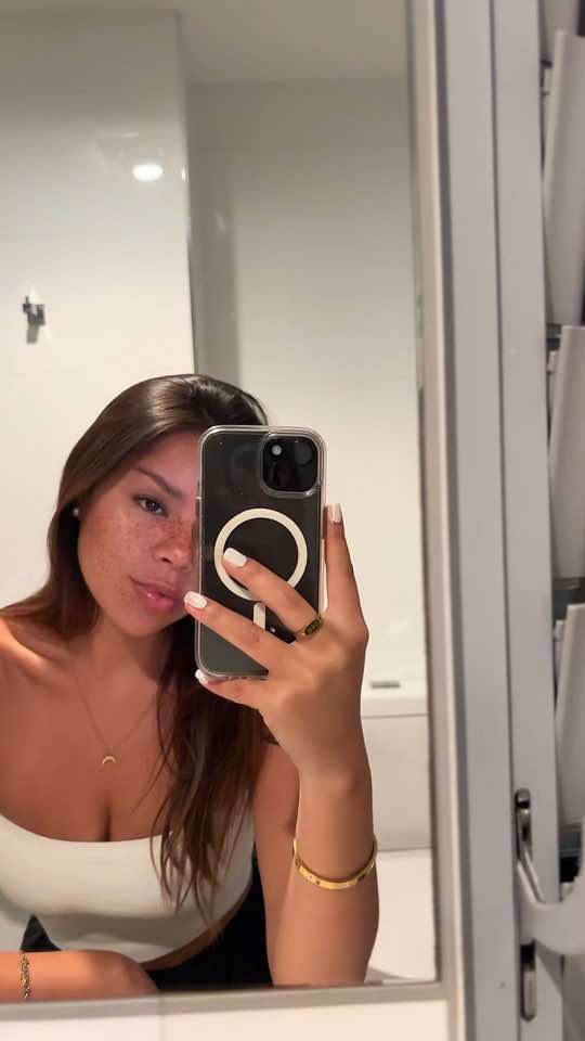 @camila
