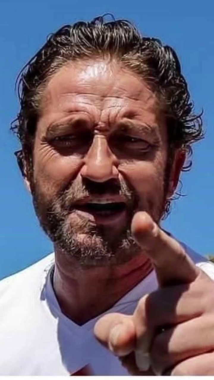 @Gerard Butler Fan Zone