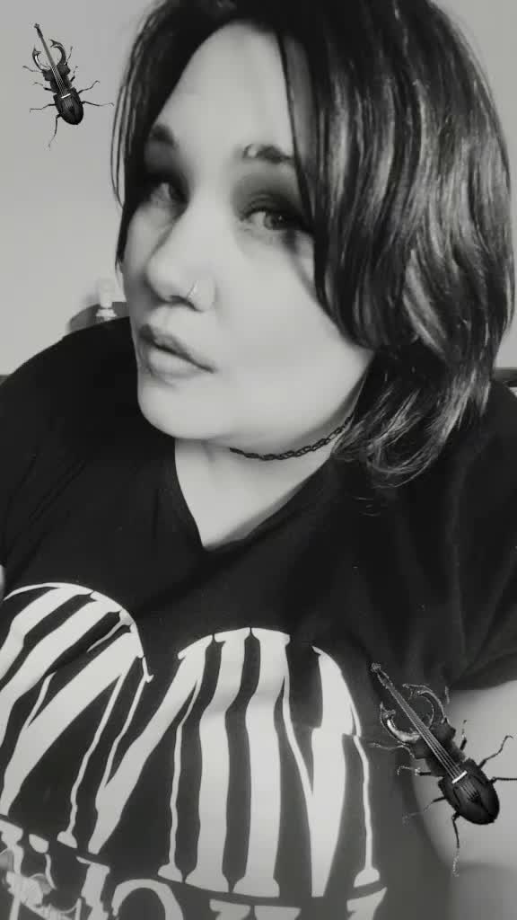 @Engel  mit  Herz  - 💖 💜💜 🤠