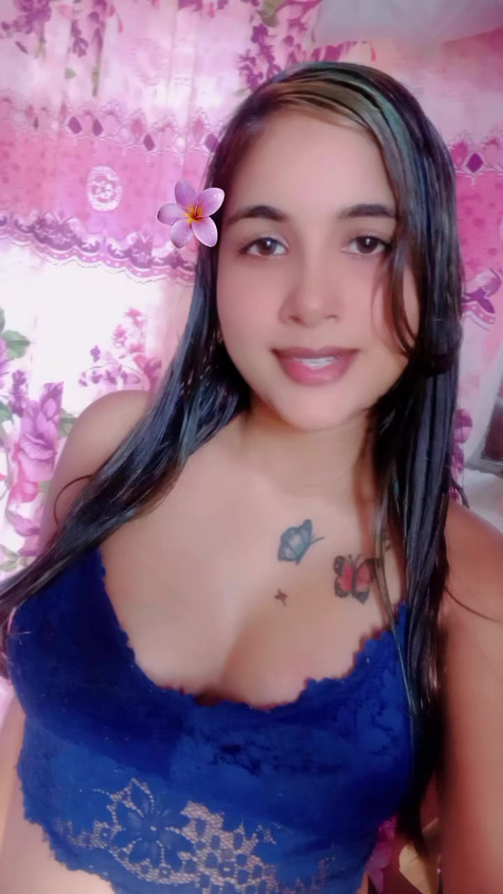 @🥵Ava Suzanna 🥵