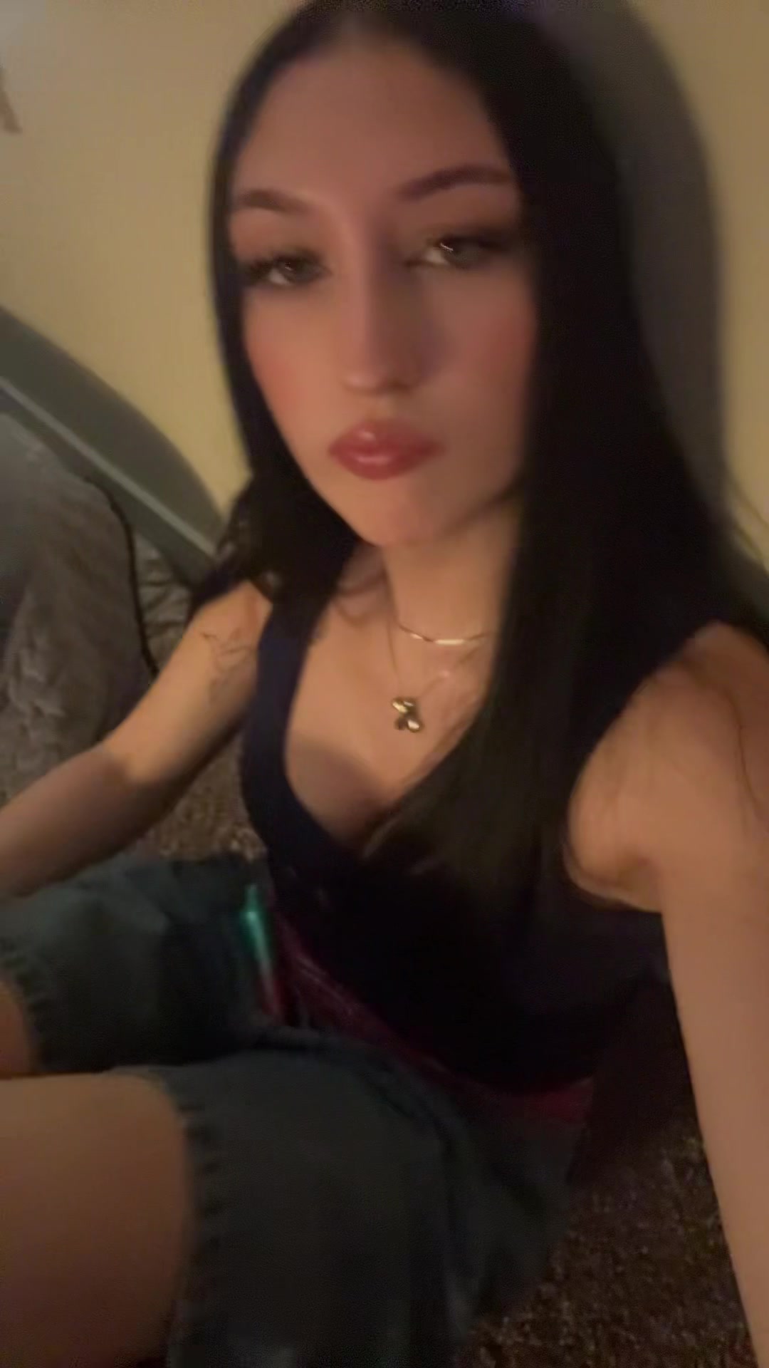 @️