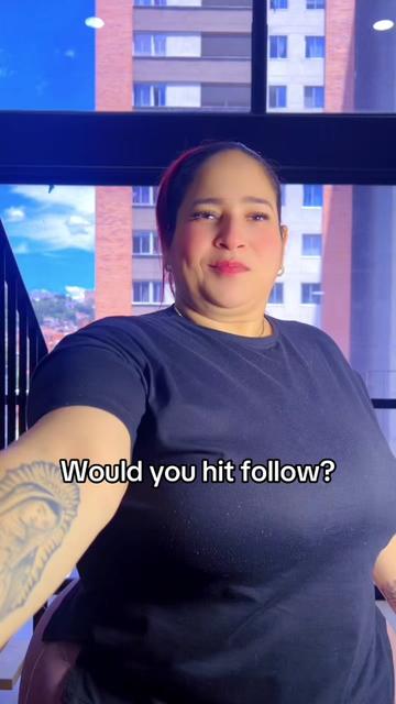 @lola