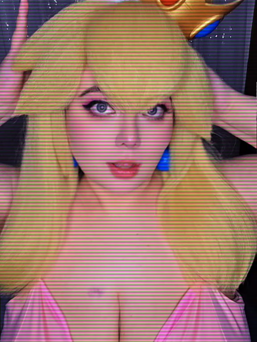 @AJ Bug Cosplay