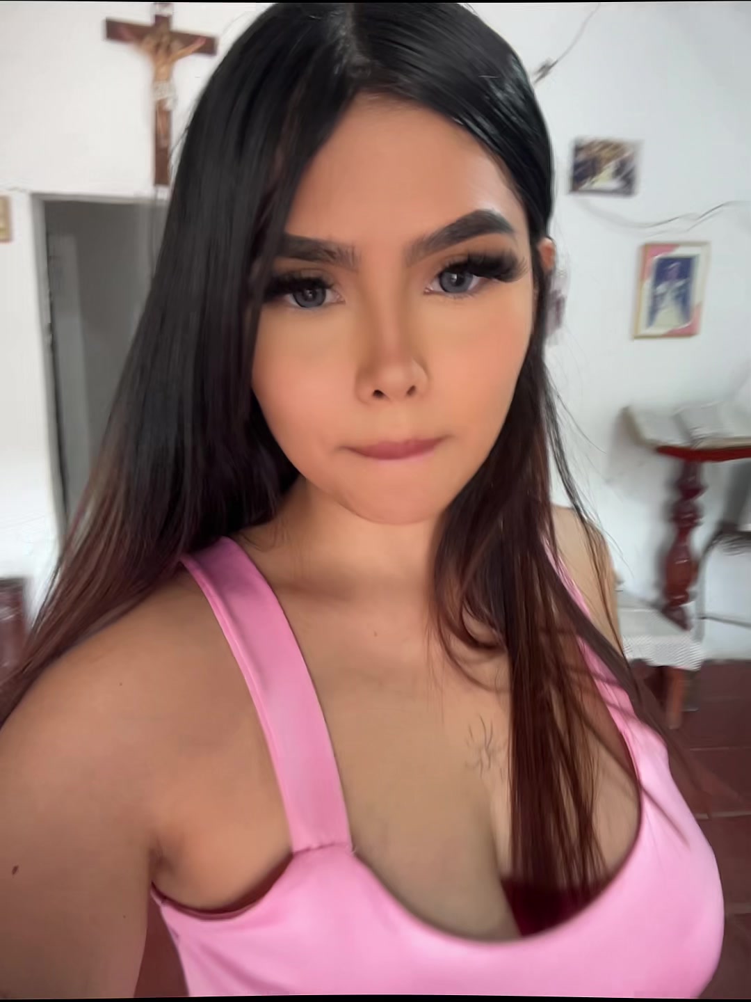 @alehyuga_