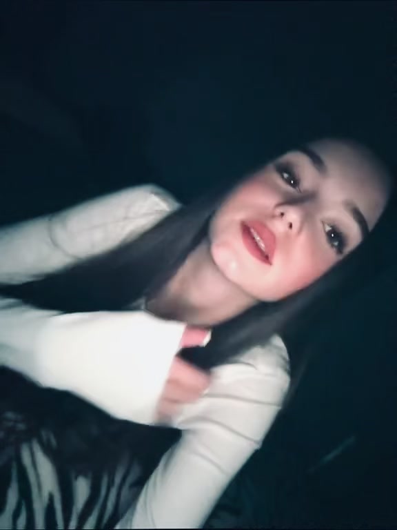 @𝐟𝐥𝐨𝐫𝐢𝐝𝐚🇦🇱
