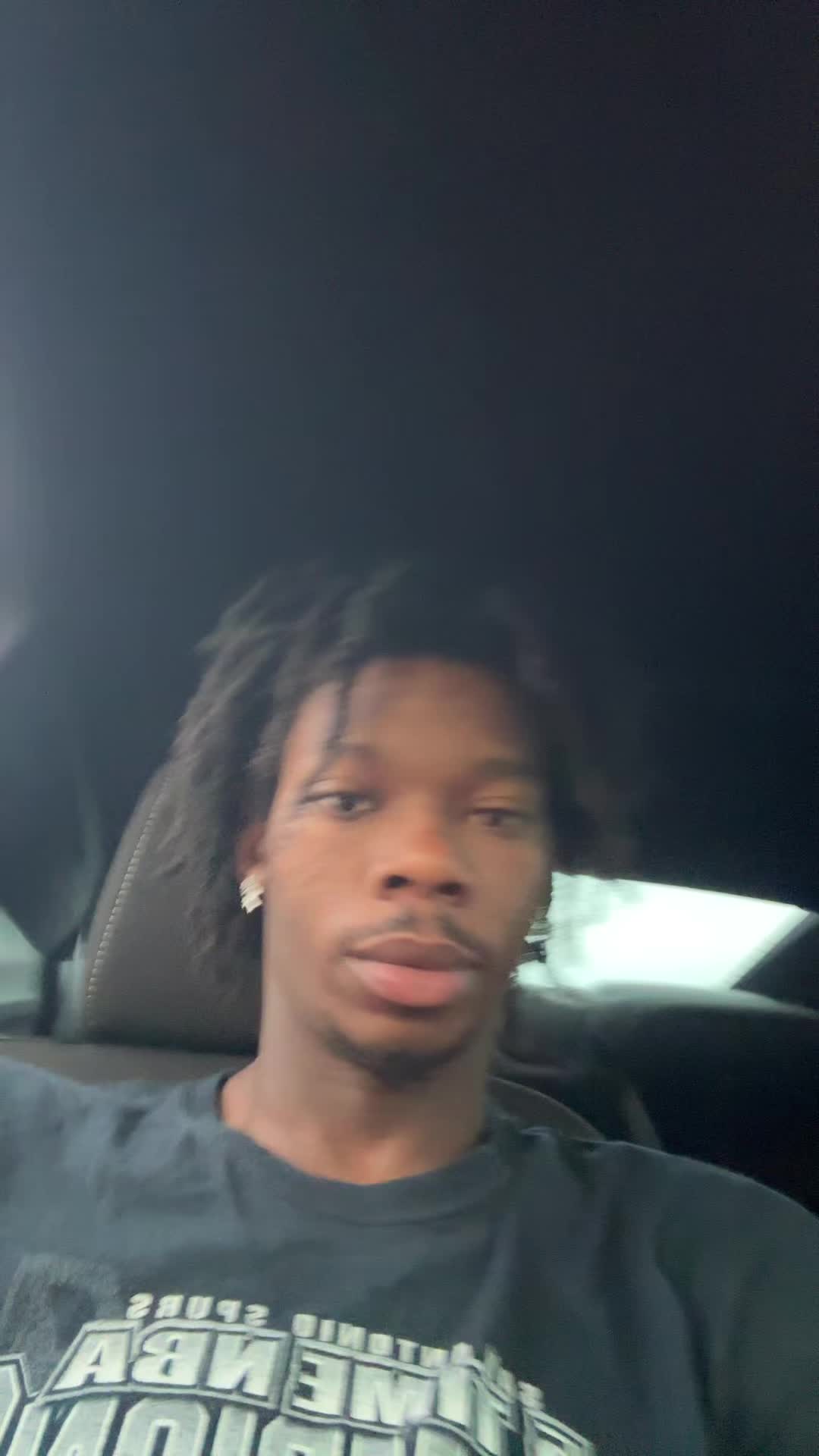 @Woahtherefry