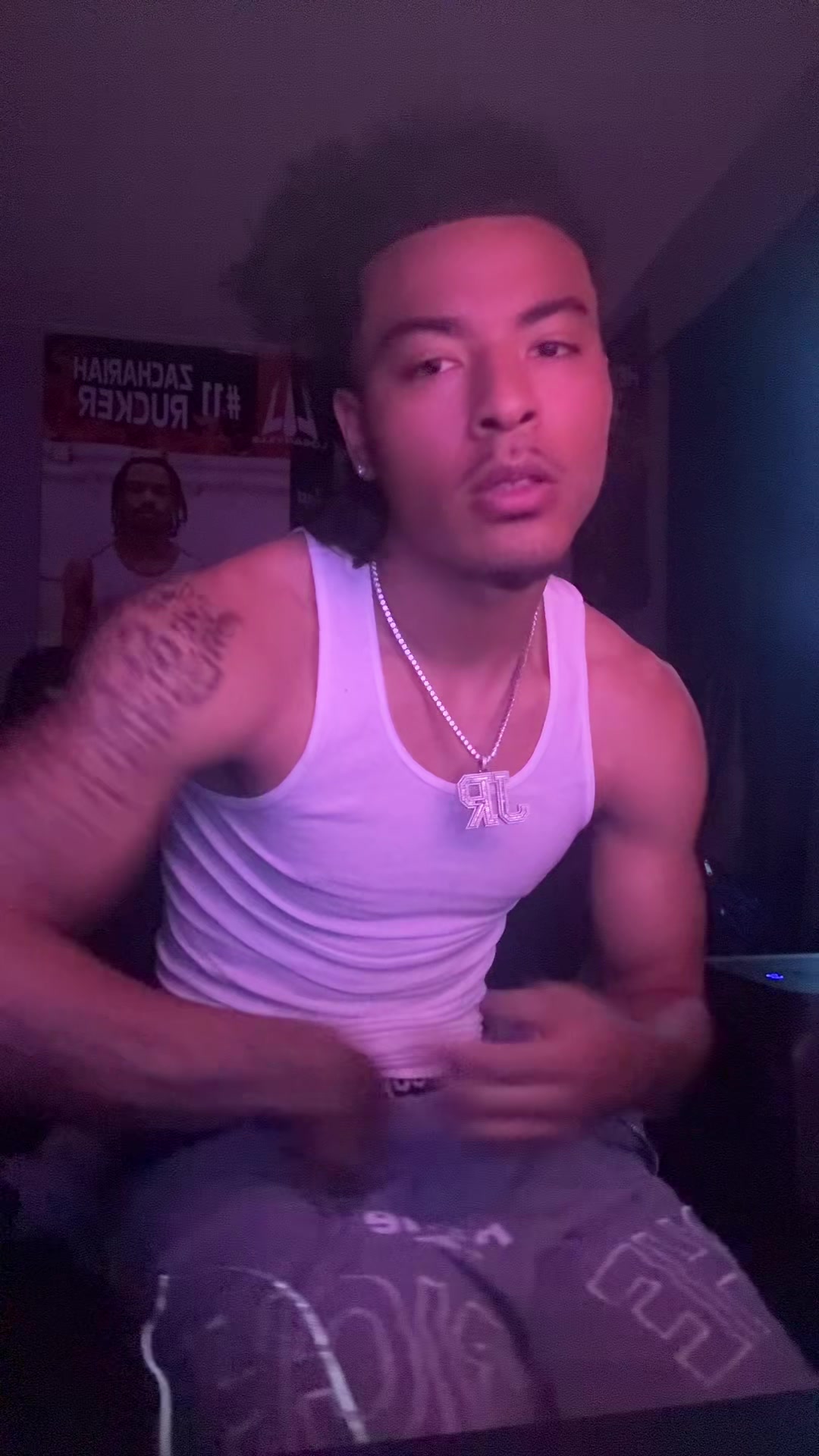 @johnn