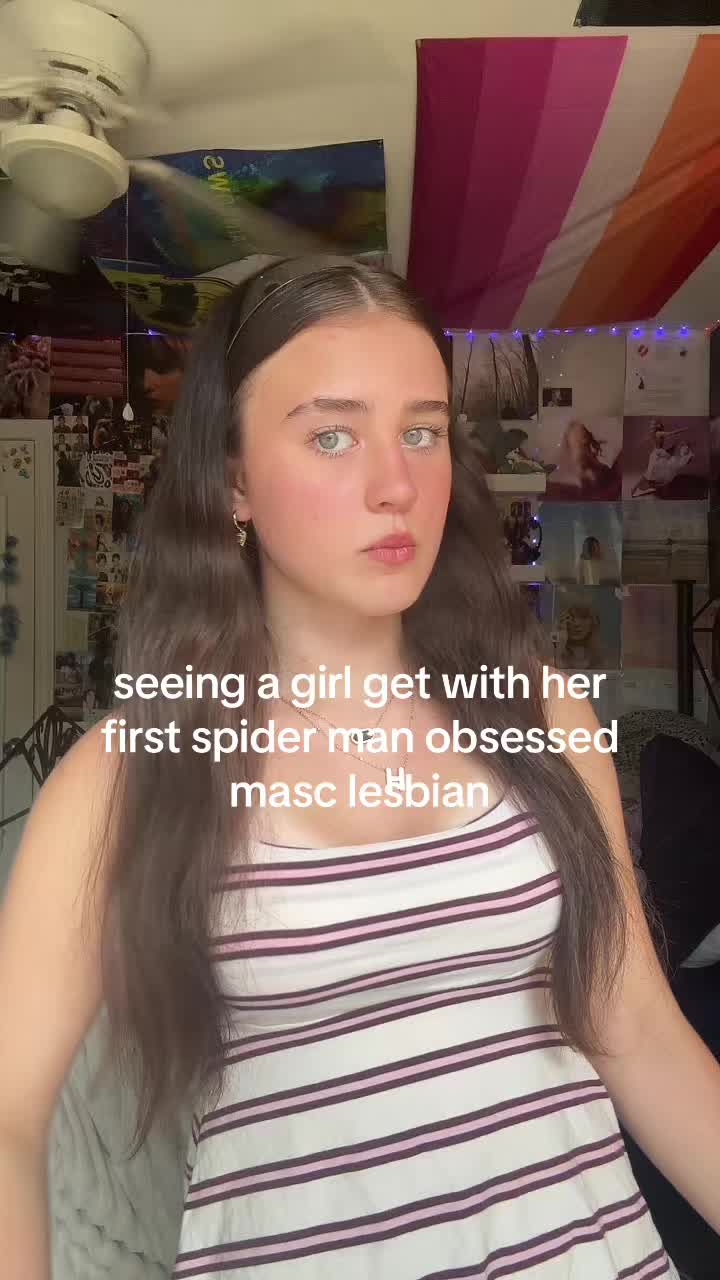 @hallie️💜