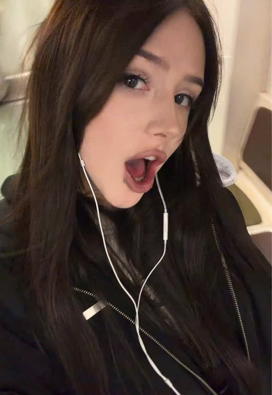 @Лина Мурмадол