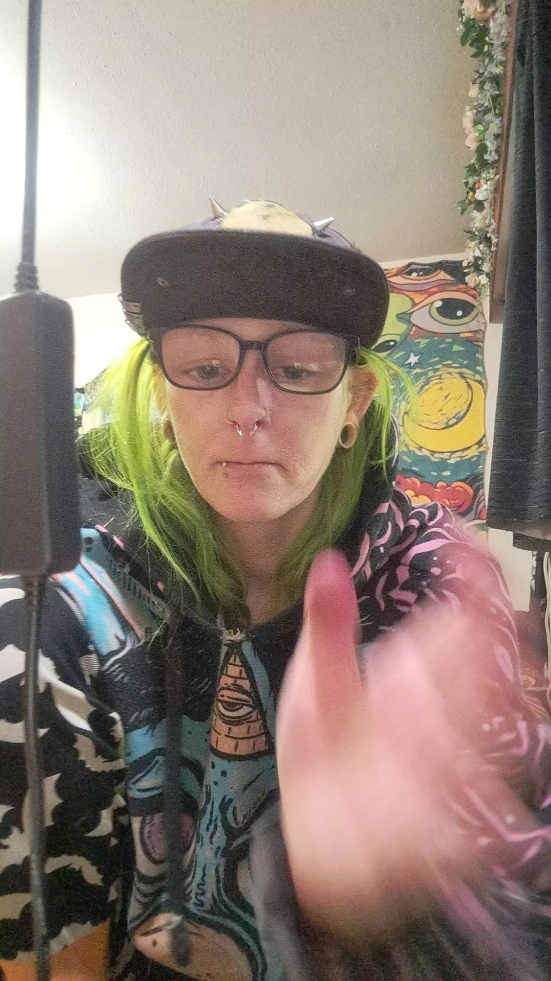 @friendlyalien 🇨🇦