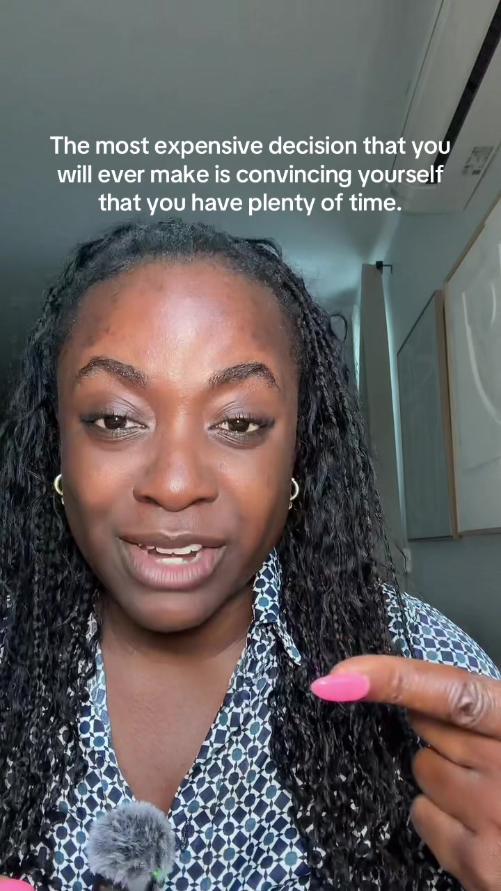 @Akosua