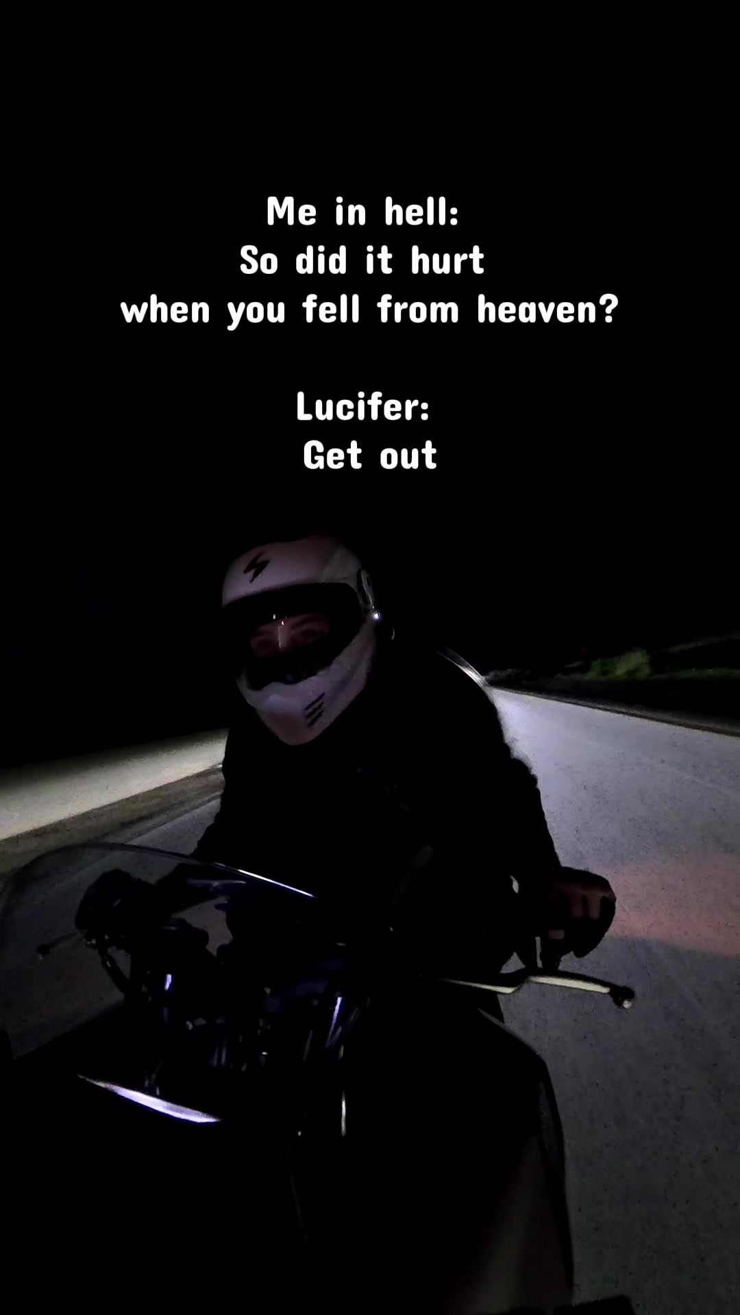 @MoonlitMoto