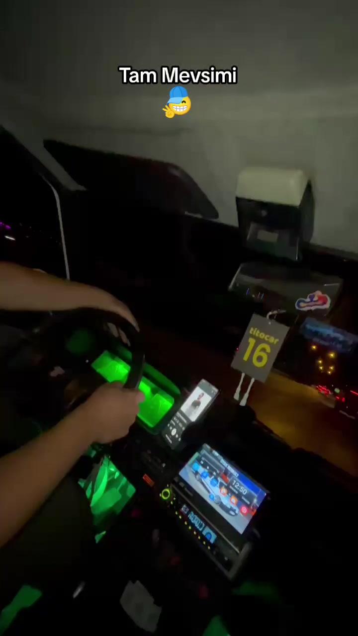 @ⱯHꞀⱯꓕ
