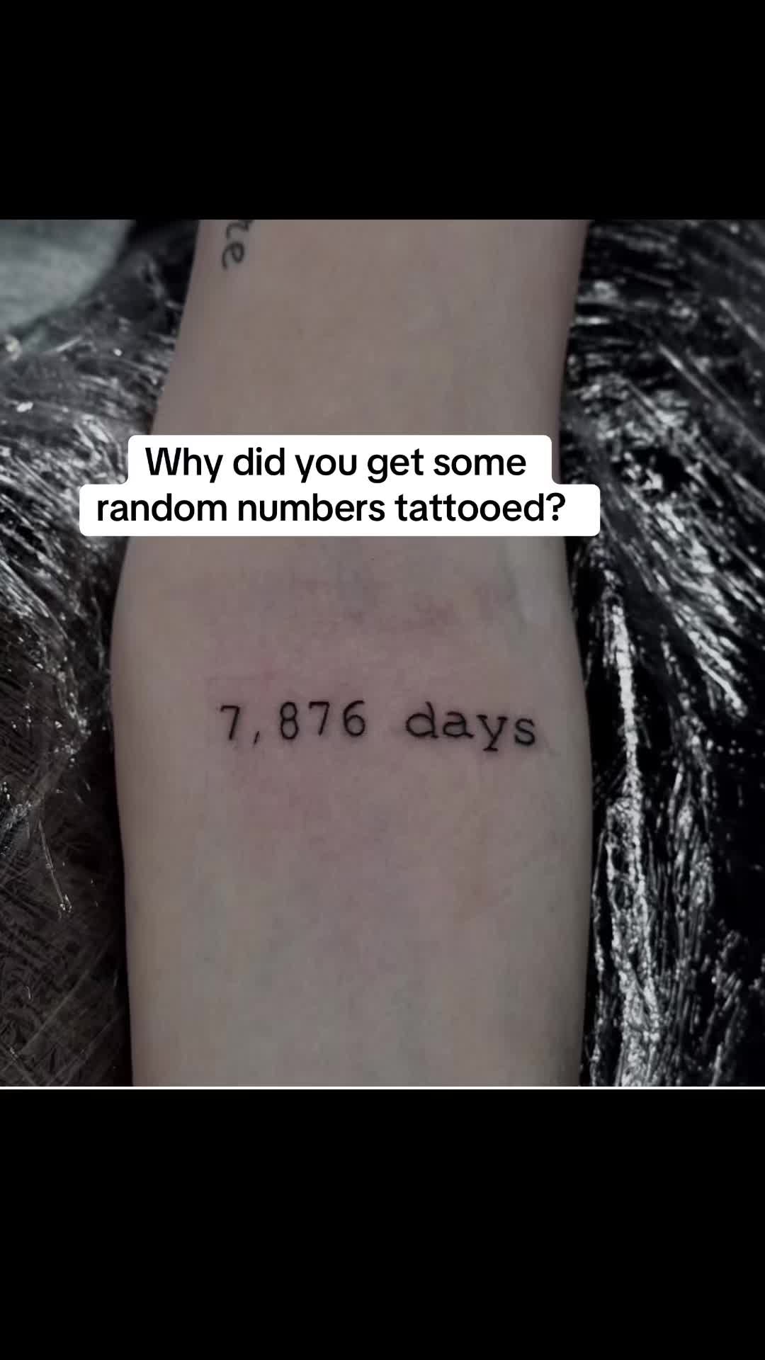 @𝔹