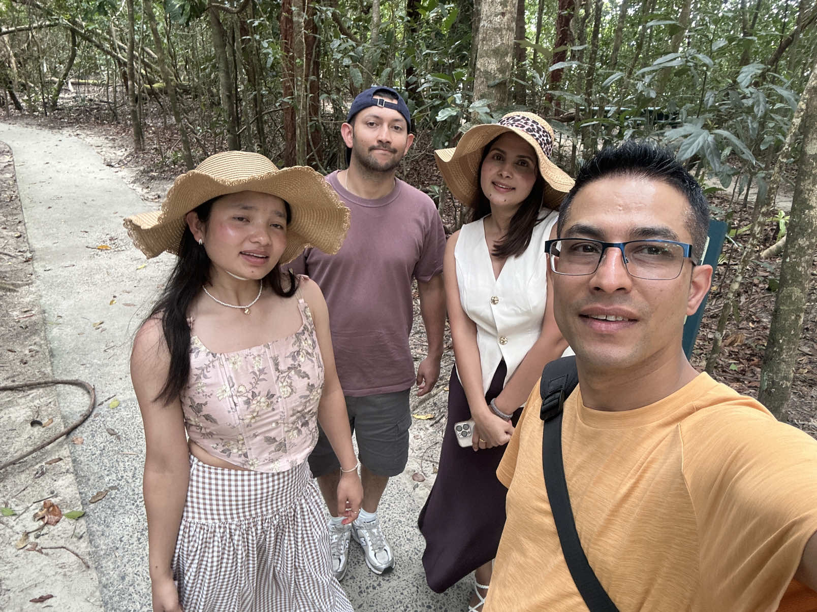 @Hema Homagai 🇧🇹