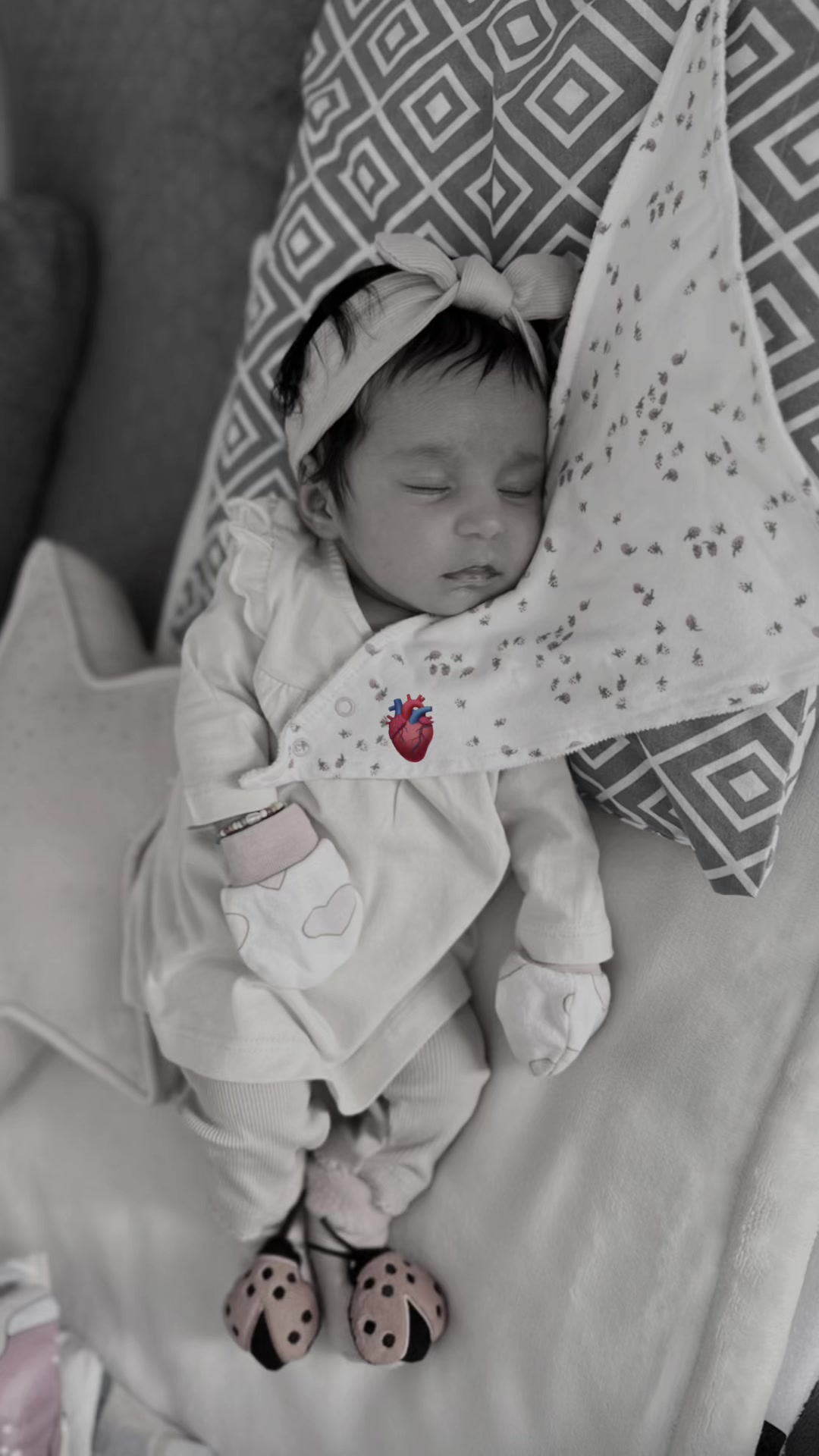@Amaliya🦋