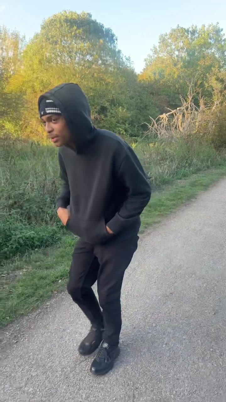 @Kz