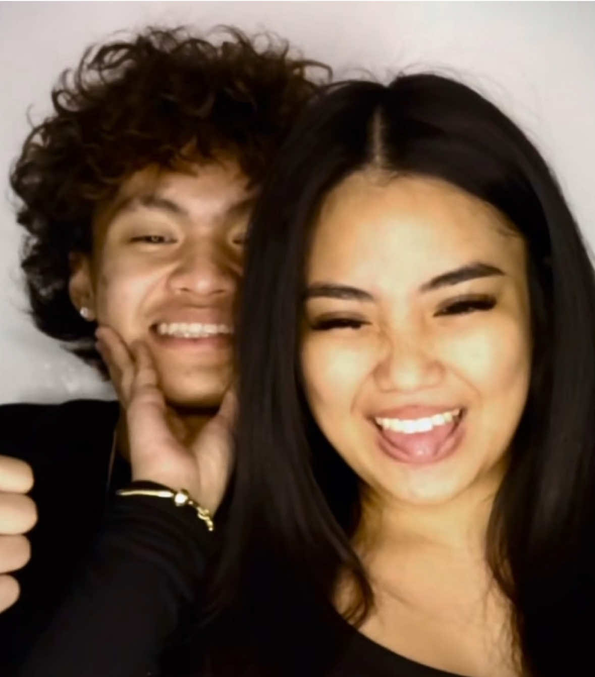 @𝐑
