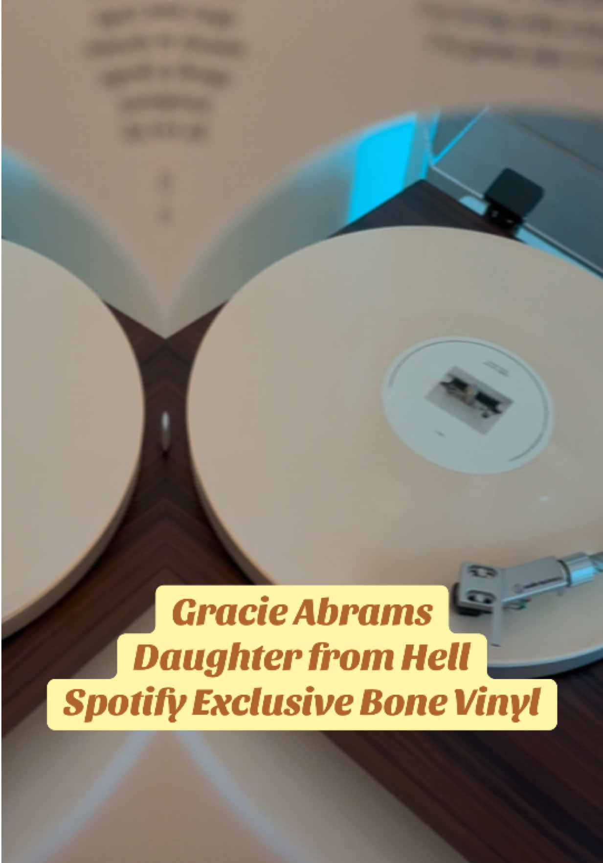 @vinyljohnyjo