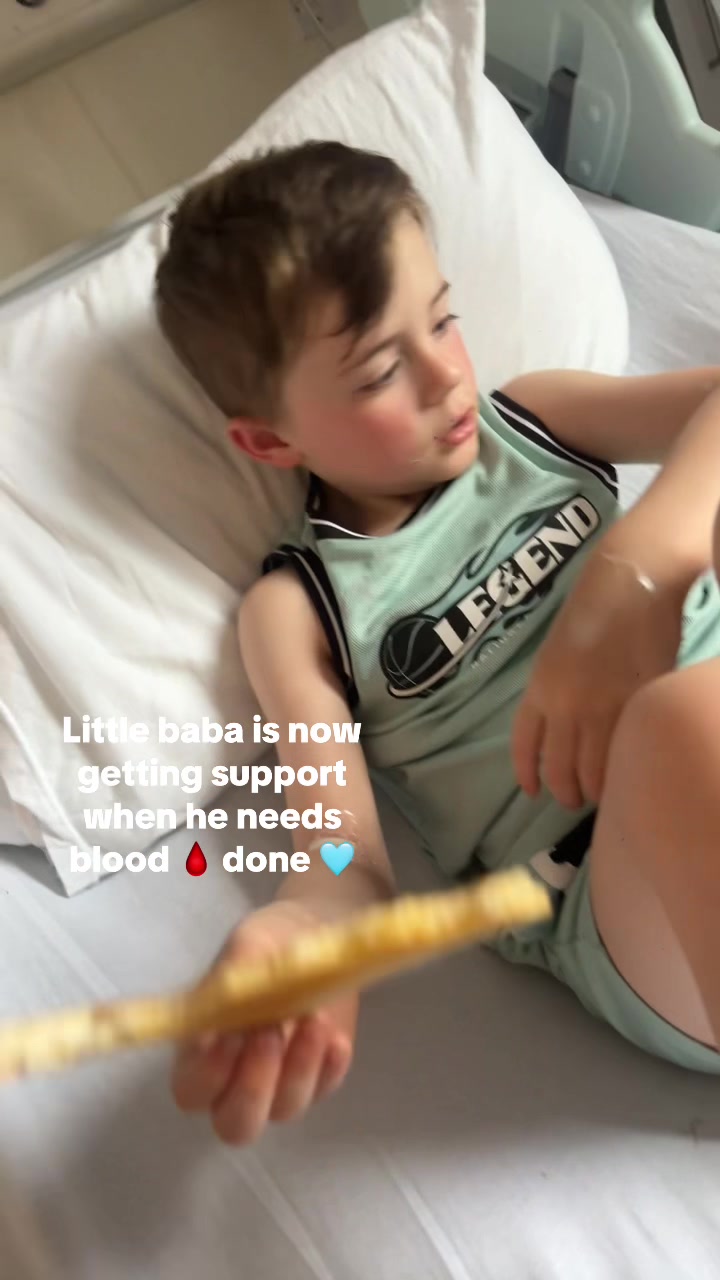 @Chloe~ boy mum x