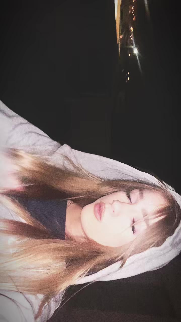 @𝐈𝐬𝐲𝐬✞︎🧞&zwj;♀️