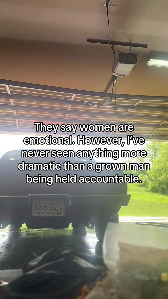 @Nicole Dee