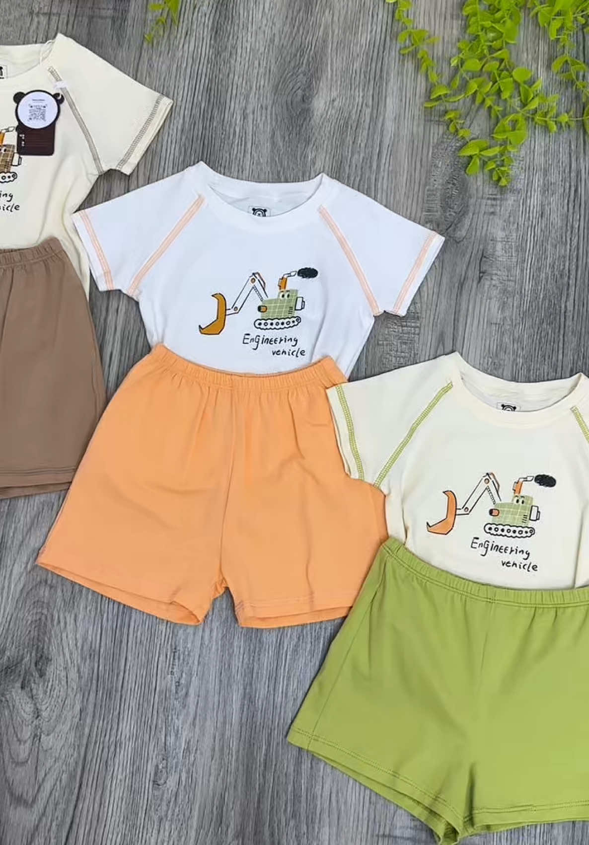 @Em Bear Fashion Kid