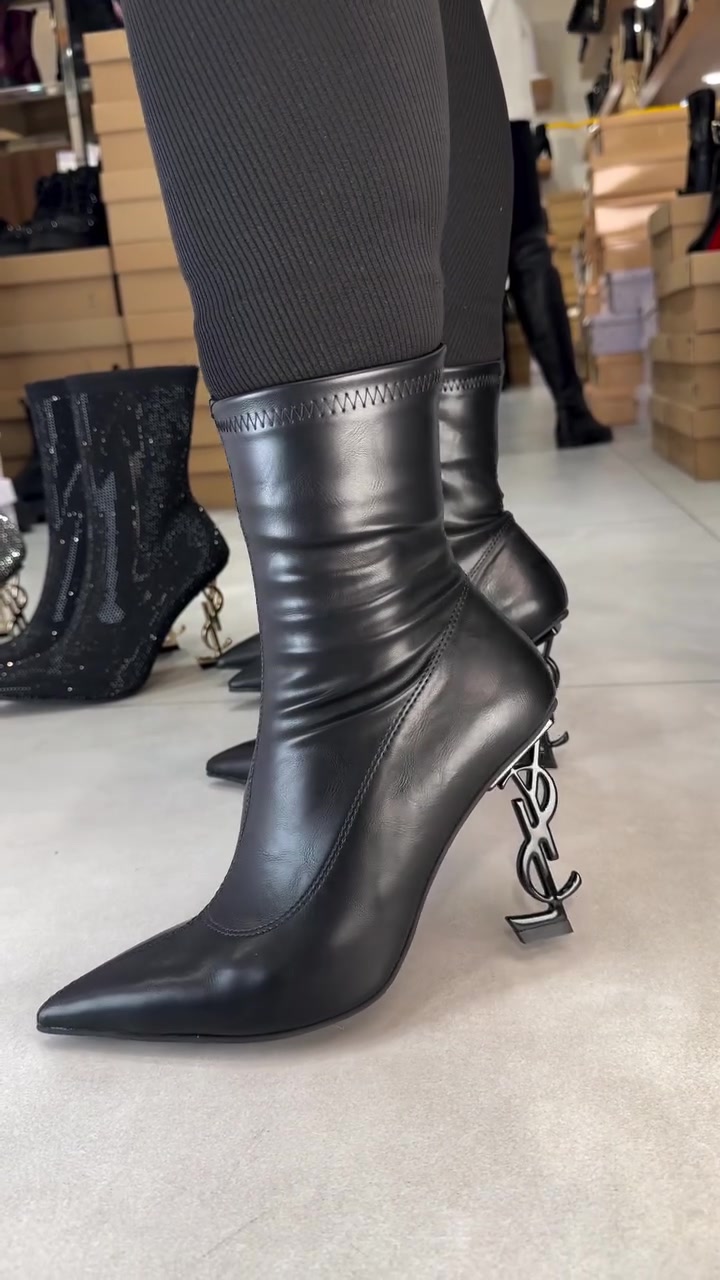 @VELIXA SHOES BOUTIQUE
