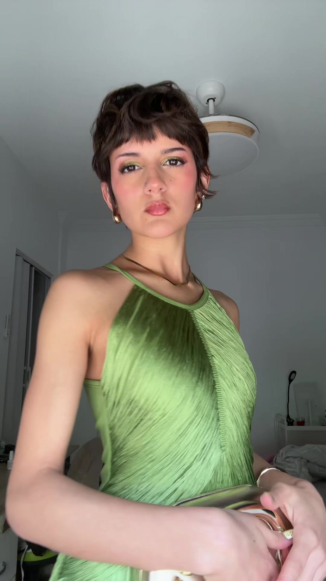@meninaoutrolugar