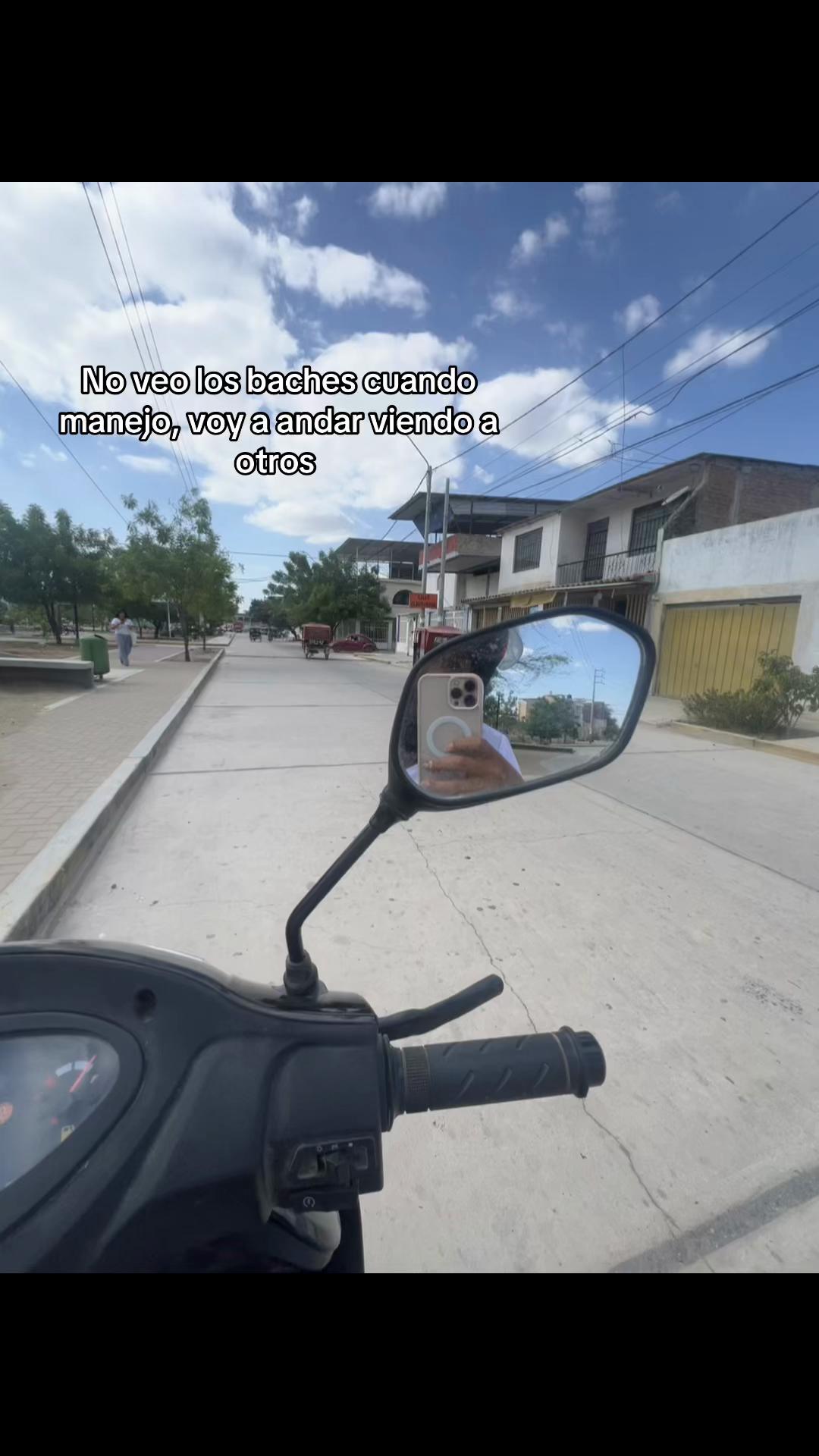 @🦋