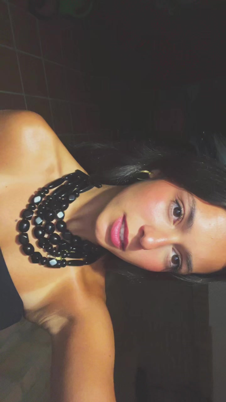 @Angela Alvarez