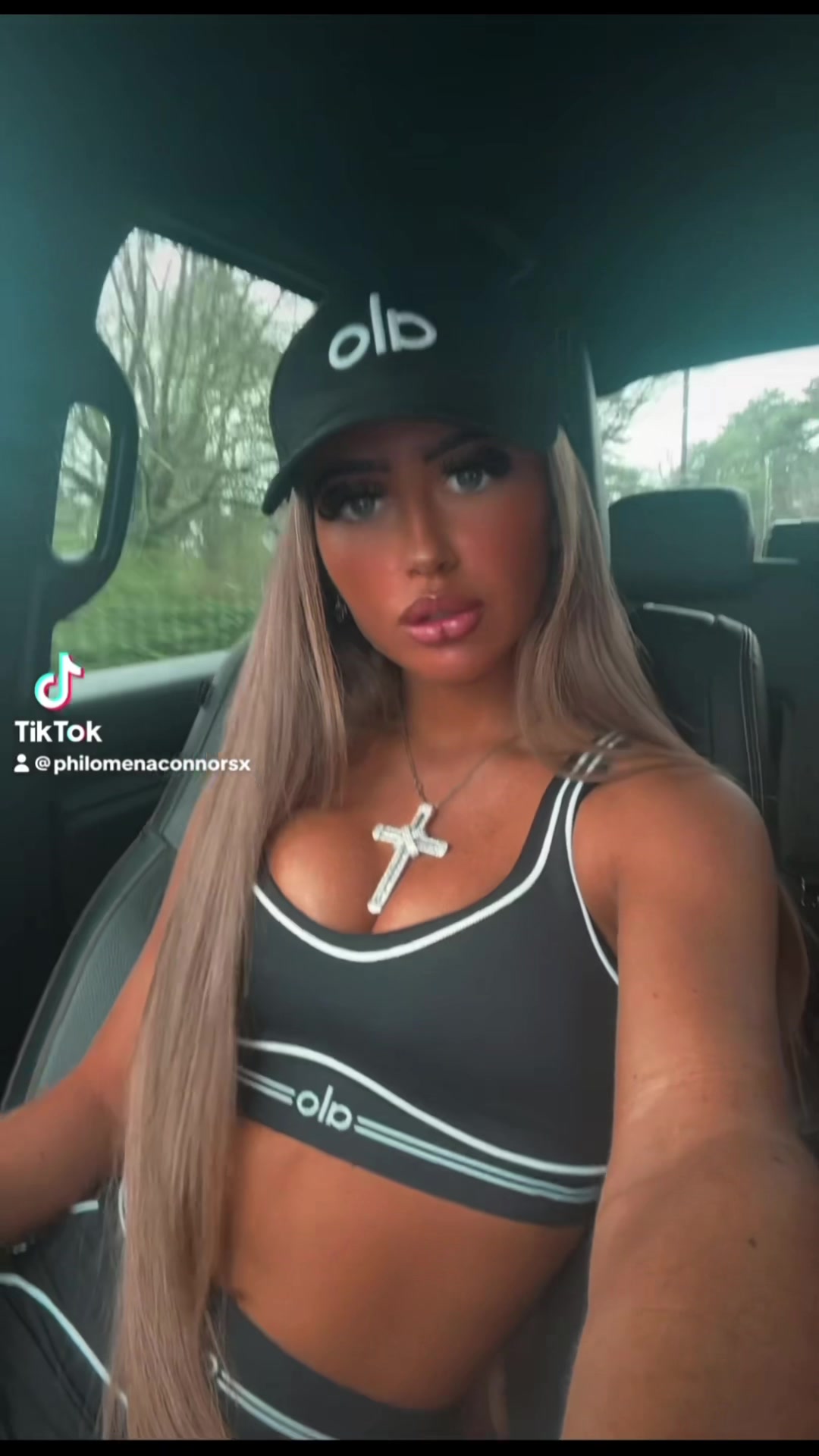 @Philomenaxconnors_