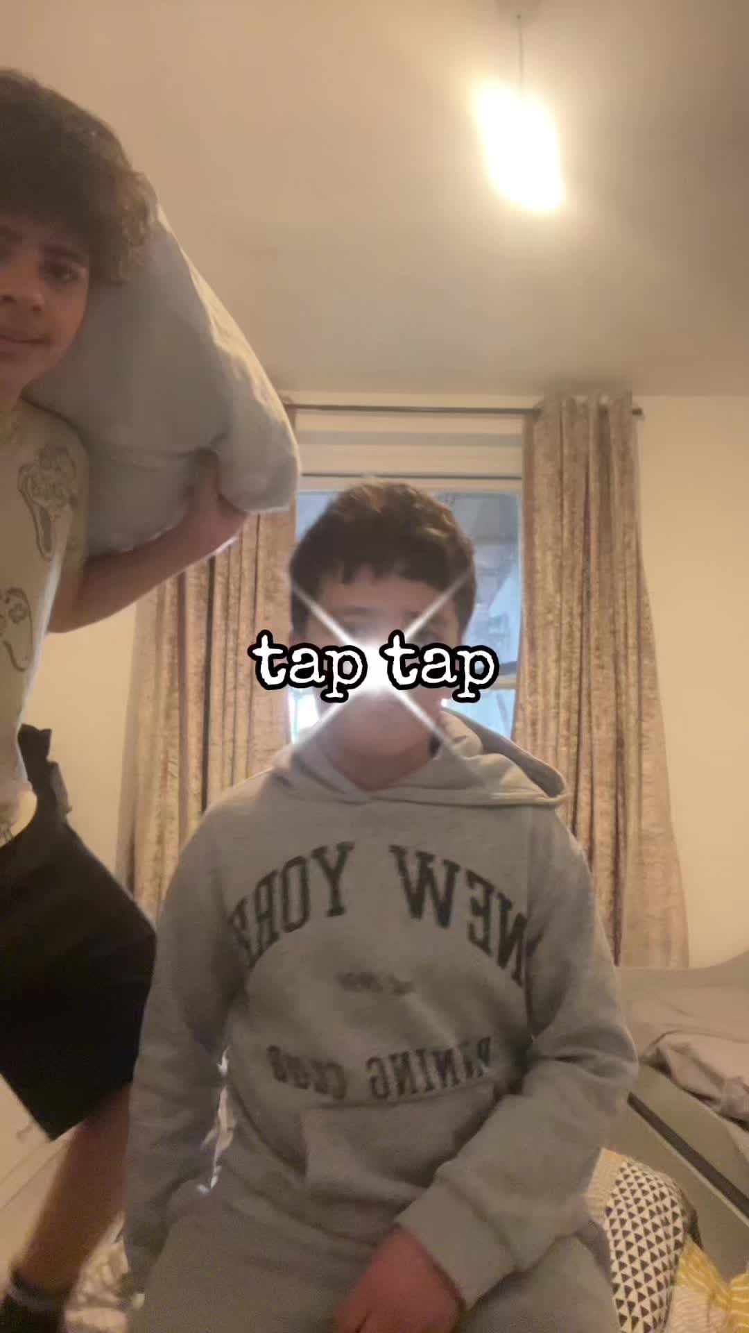 @⃟