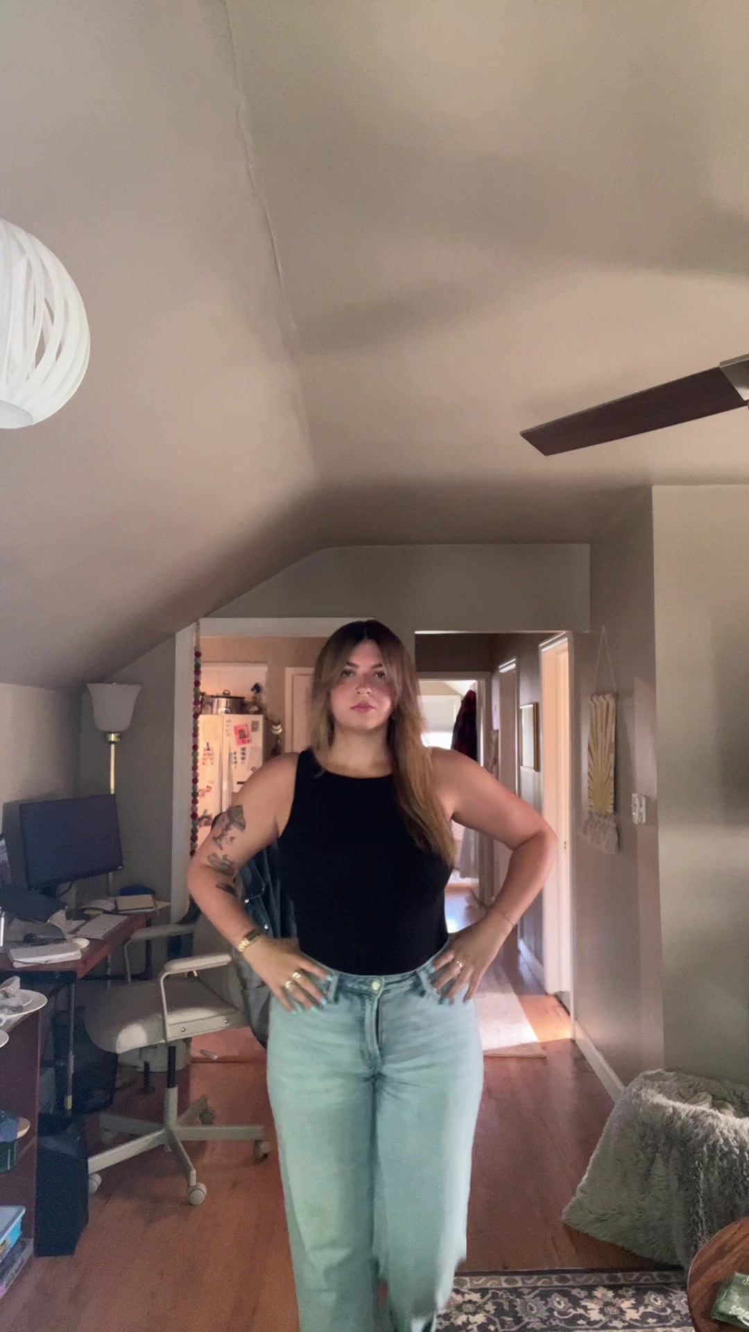 @bella