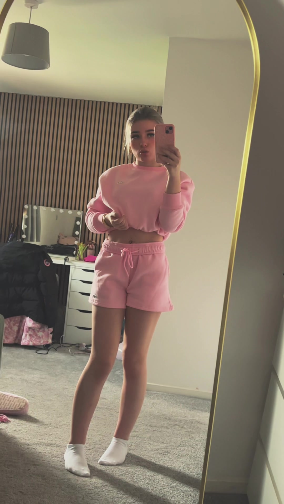 @eloise⚜️🪩🍒