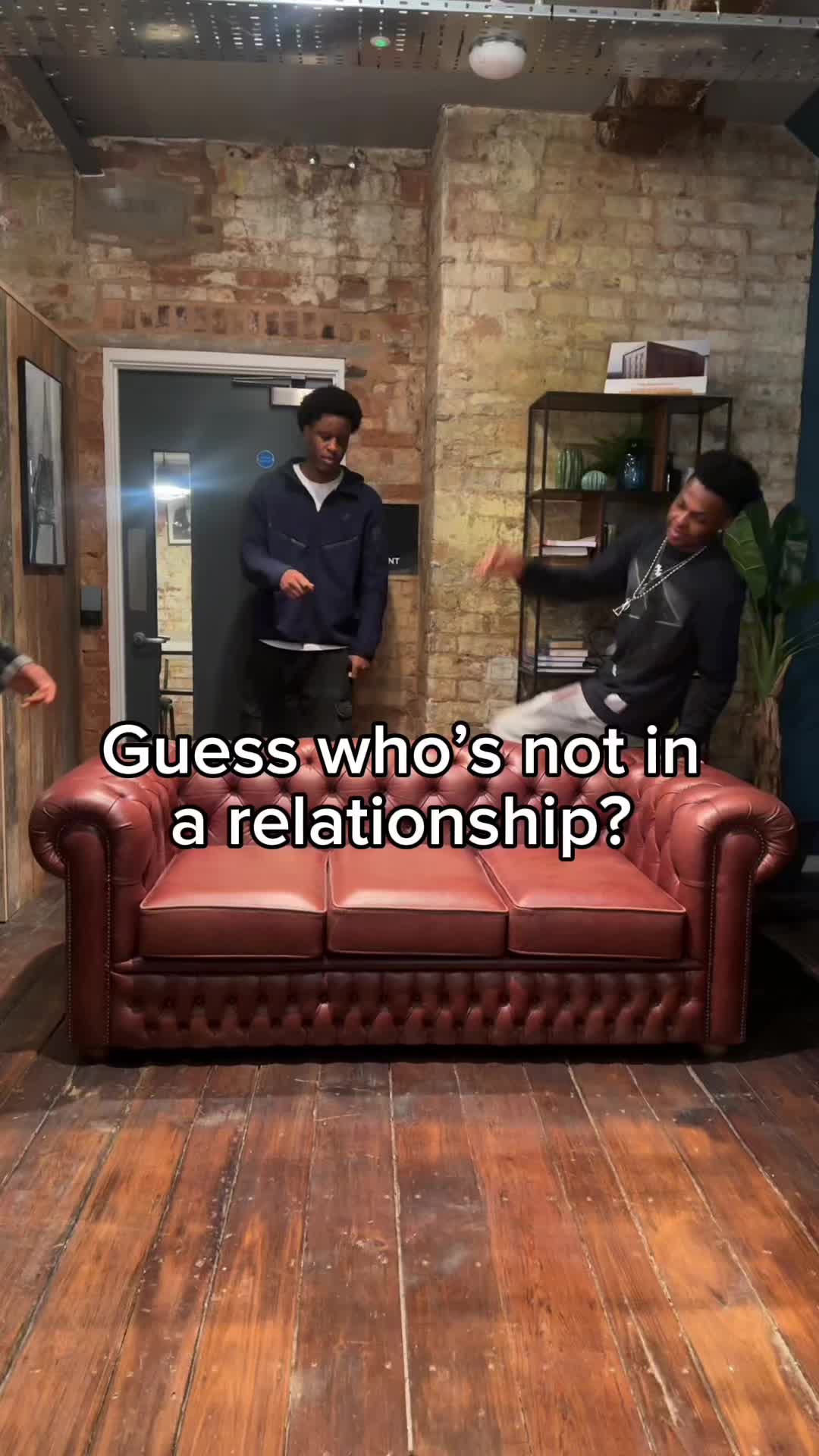 @Iphe._a